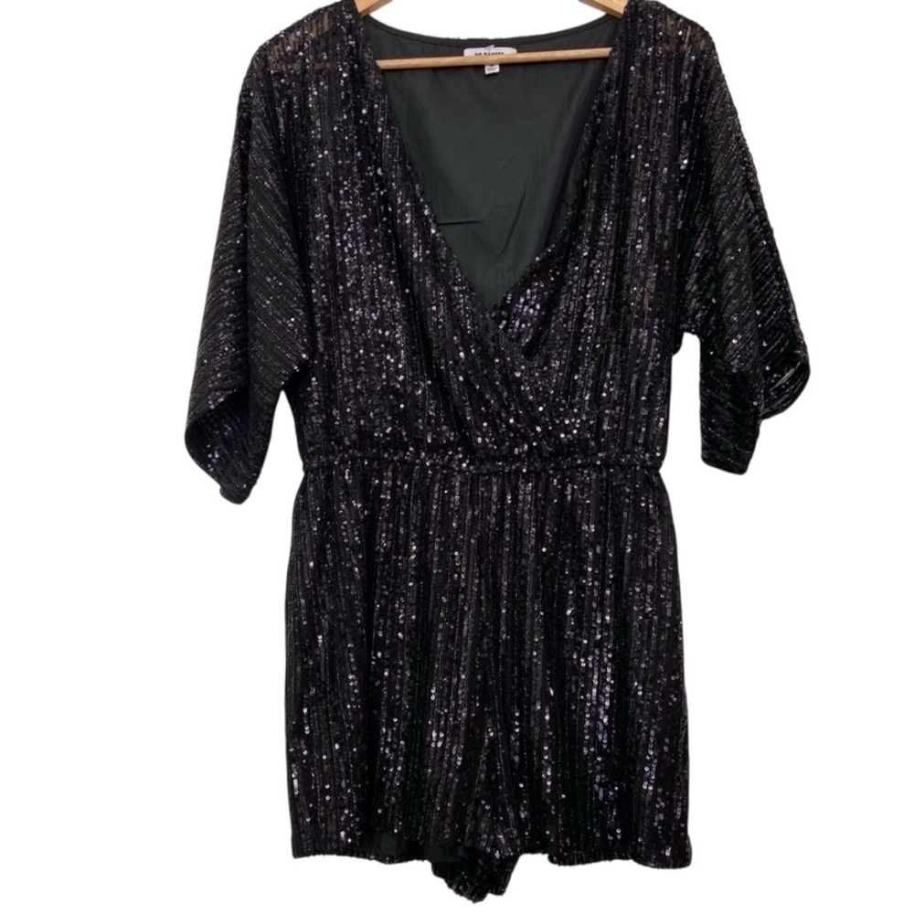 BB Dakota Black Sequin Romper XS Cocktail Party Holiday New Years Playsuit